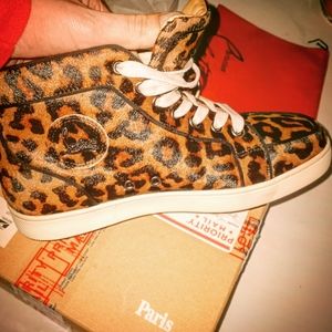 Rare Christian Louboutin red bottoms 41